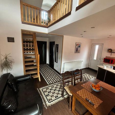 River Apartment Sinaia Luaran gambar