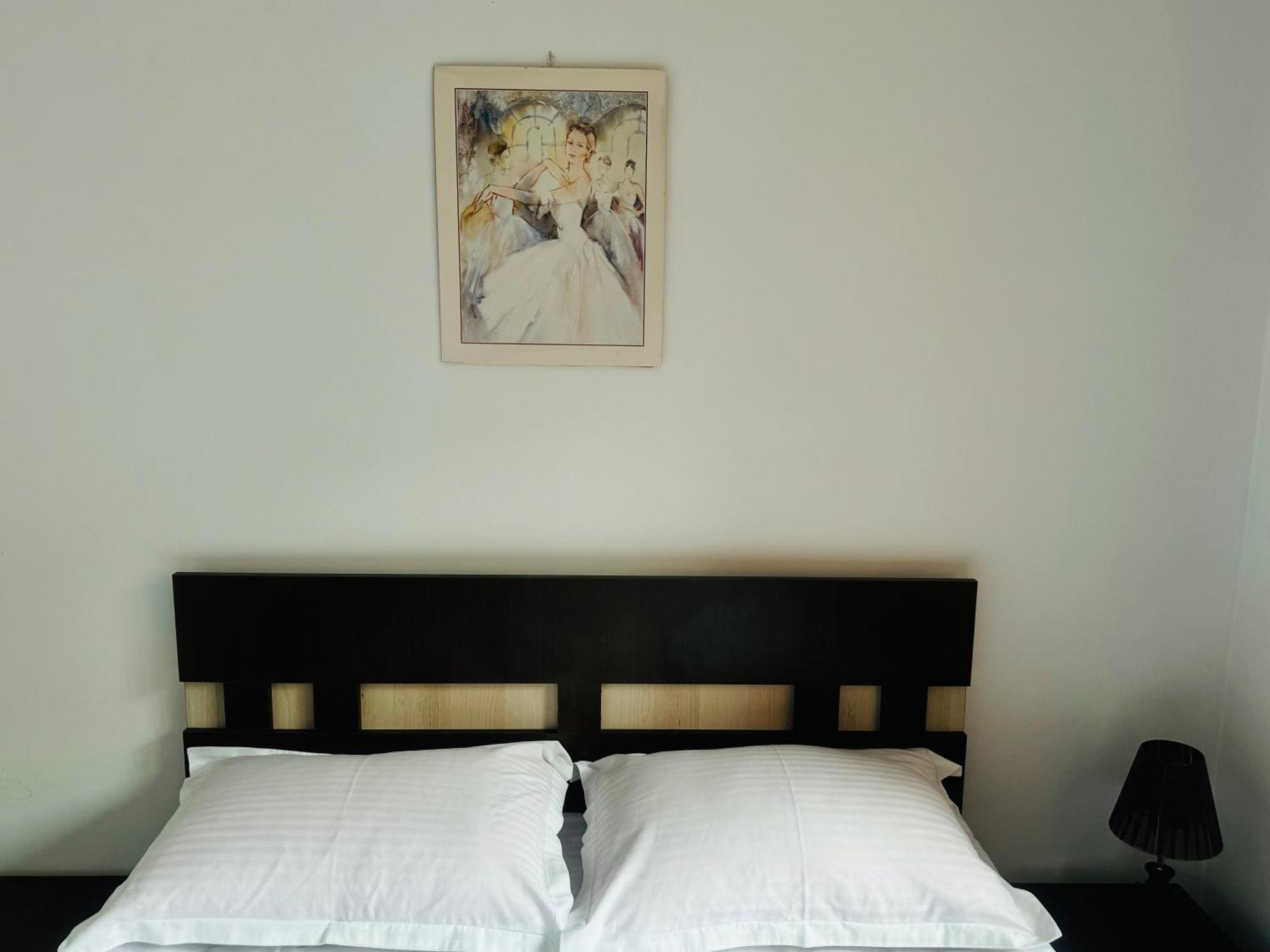 River Apartment Sinaia Luaran gambar