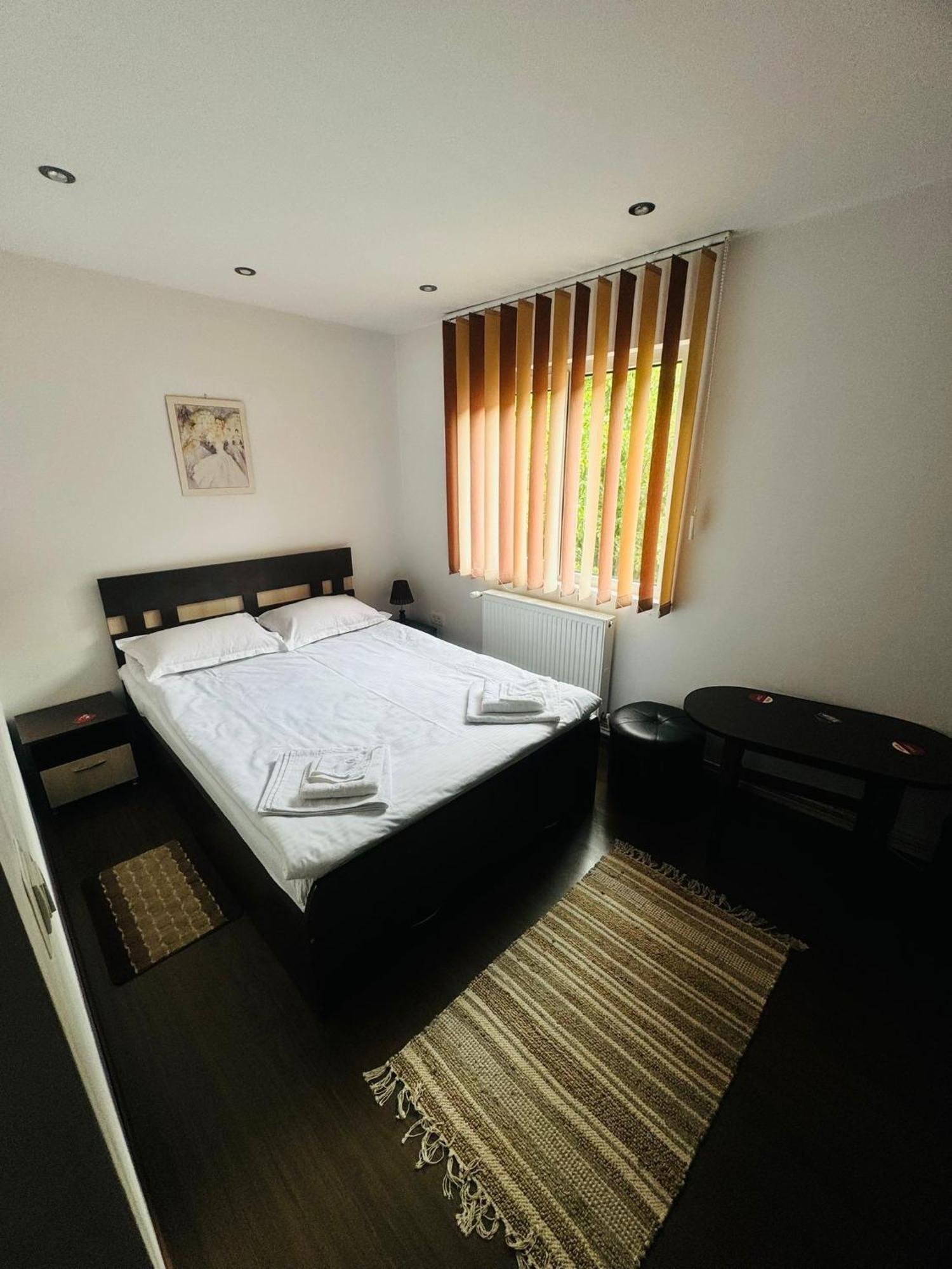 River Apartment Sinaia Luaran gambar